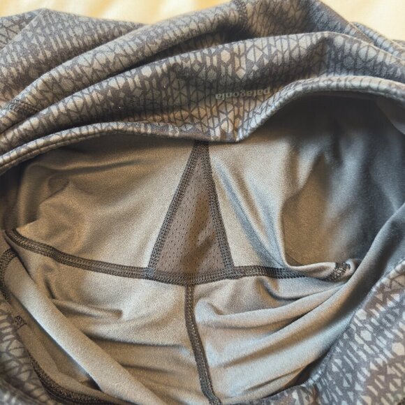 Patagonia Centered Worn Wear Gray Geometric Leggings Women's Sz M Athletic Yoga - Picture 15 of 15